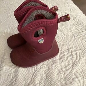 Jan & Jul Kid Size 6 Waterproof Boot Cranberry  Fleece Lined 1707